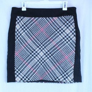 White House Black Market Lined plaid skirt